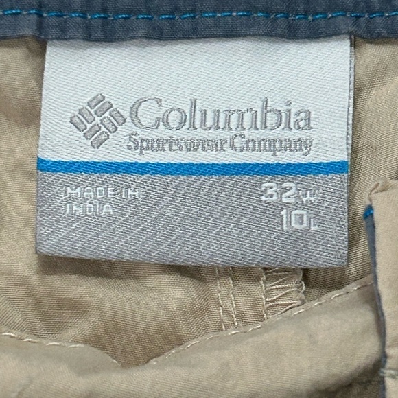 Columbia Men’s 32x10 Beige Washed Out Shorts - Picture 4 of 9